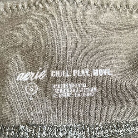 Aerie chill play move pants - Picture 2 of 2